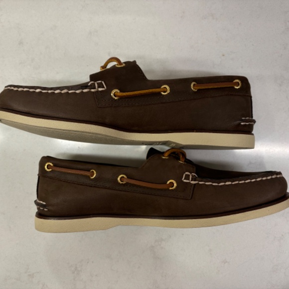NWOT Sperry Gold Cup Boat Shoe - Picture 3 of 6